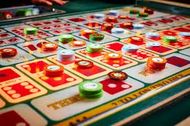 Antarmuka betting pop 303 French Roulette dengan chip virtual dan meja roulette digital